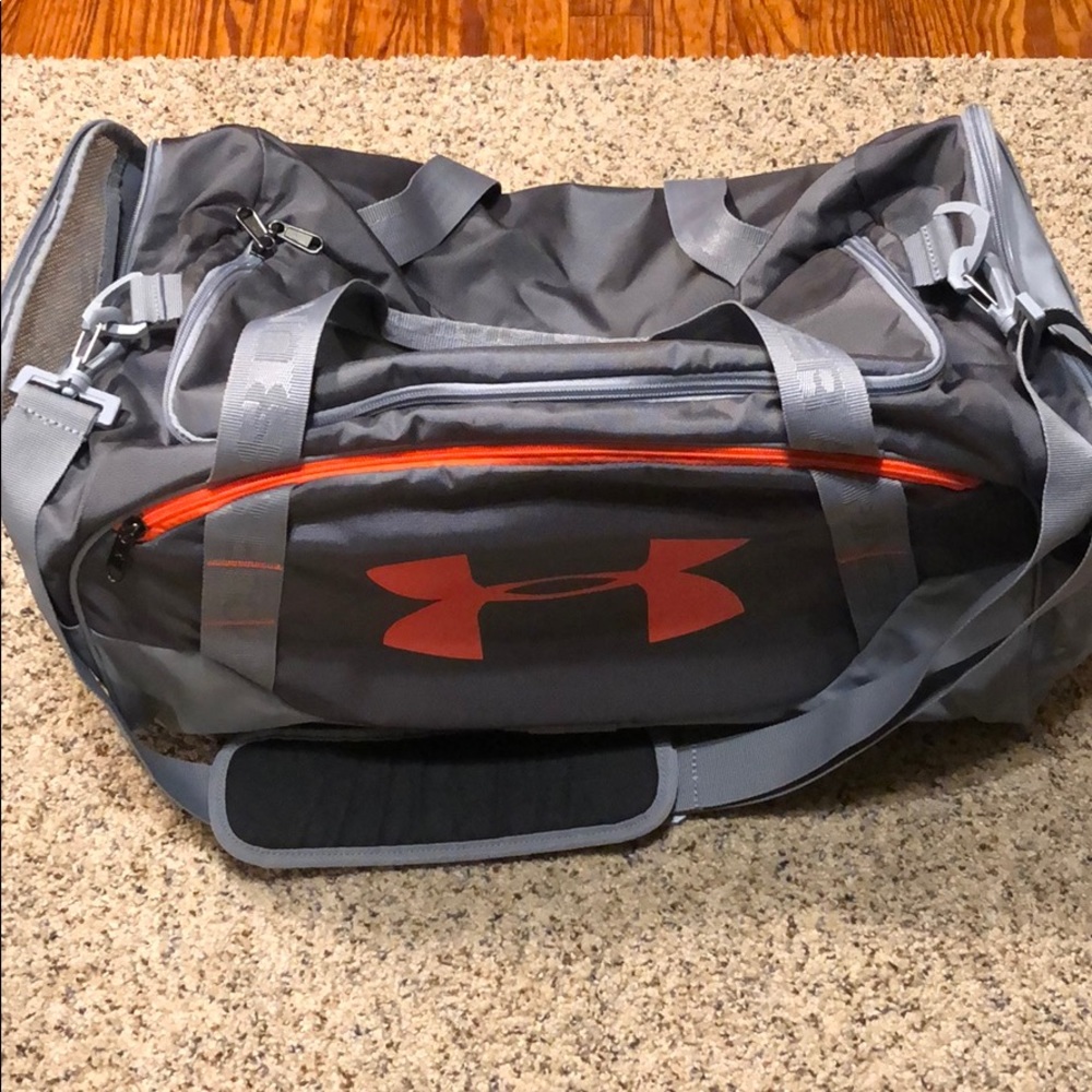 Under armor medium size duffel bag